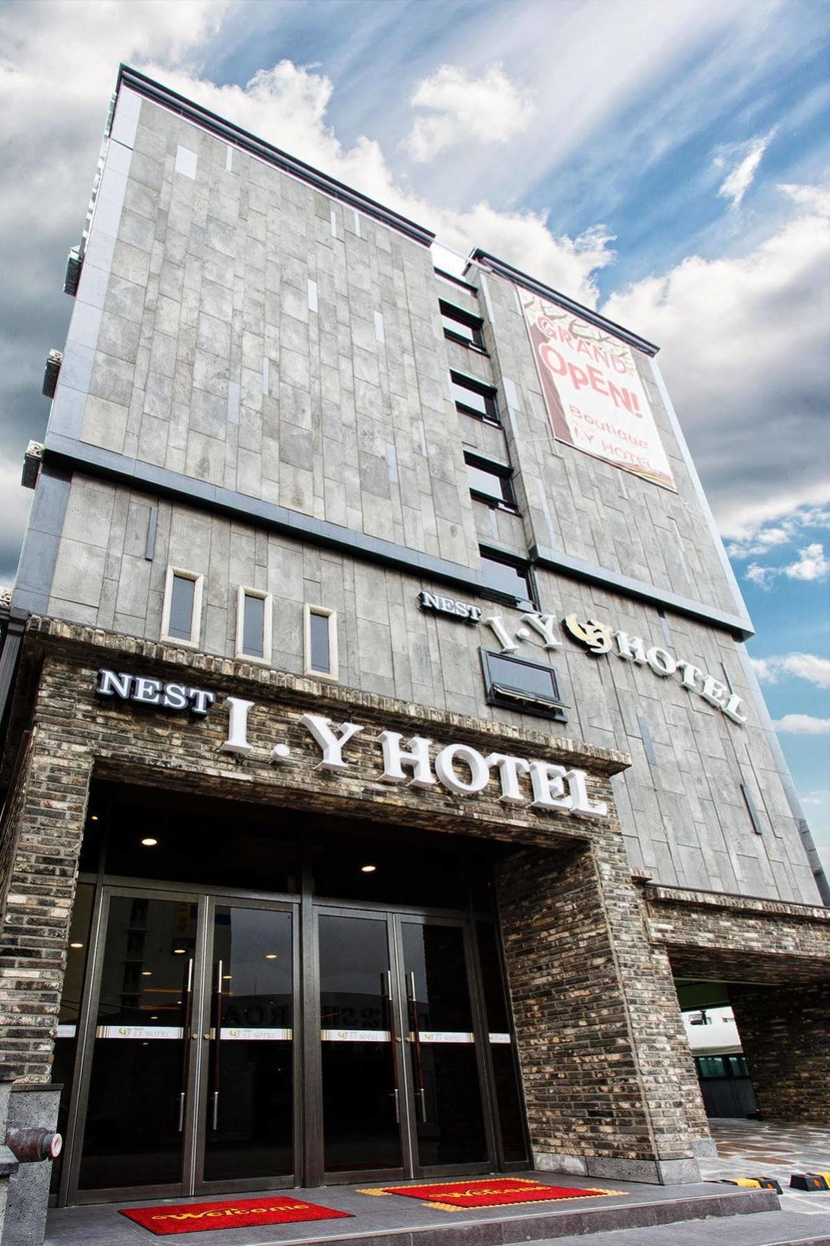I.Y Hotel Suwon Exterior foto
