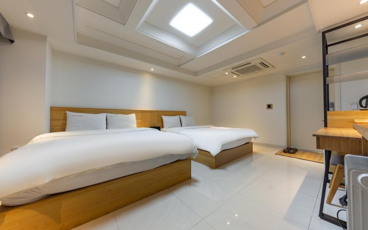 I.Y Hotel Suwon Exterior foto